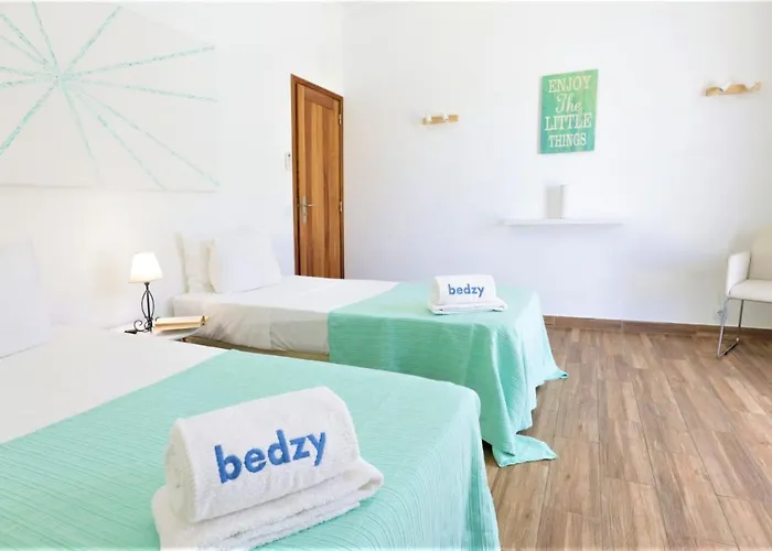 Namora - Private Swimming Pool & Hot Jacuzzi Albufeira