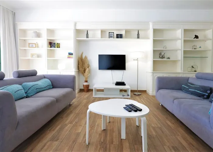 Namora - Private Swimming Pool & Hot Jacuzzi 알부페이라