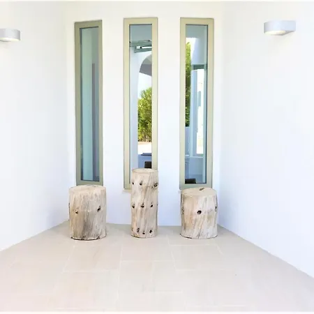 Namora - Private Swimming Pool & Hot Jacuzzi Villa